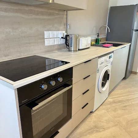 Aurora Downtown Living شقة *