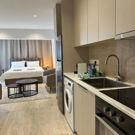 Διαμέρισμα Aurora Downtown Living