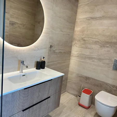 شقة Aurora Downtown Living