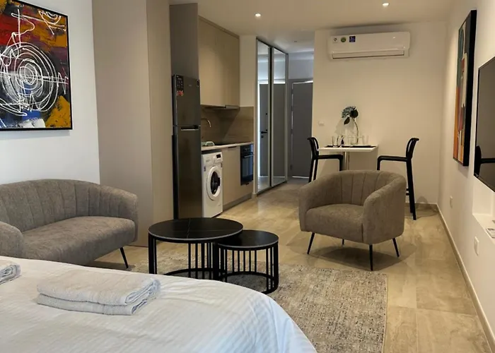 Aurora Downtown Living