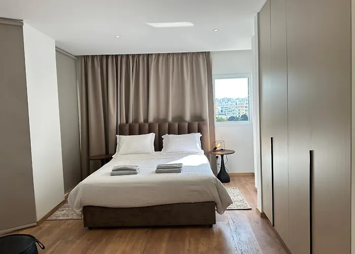 Aurora Downtown Living 尼科西亚