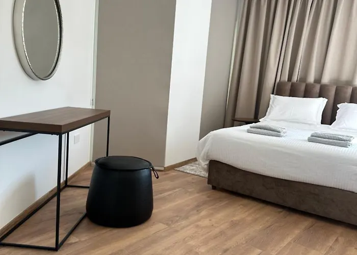 Aurora Downtown Living *