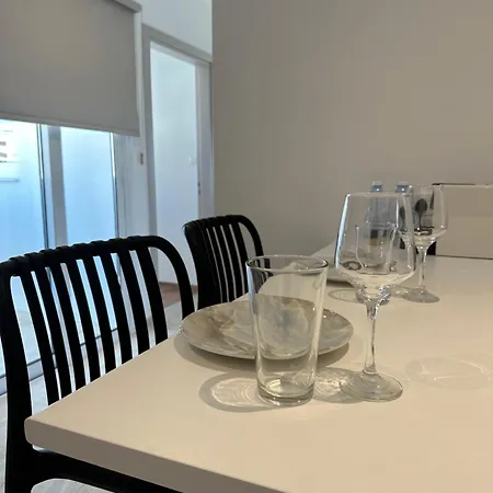 아파트 Aurora Downtown Living *