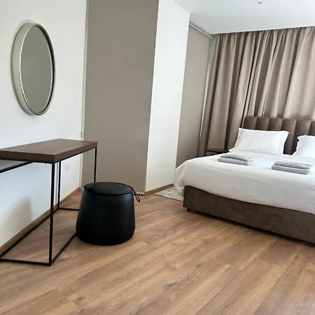 Aurora Downtown Living *